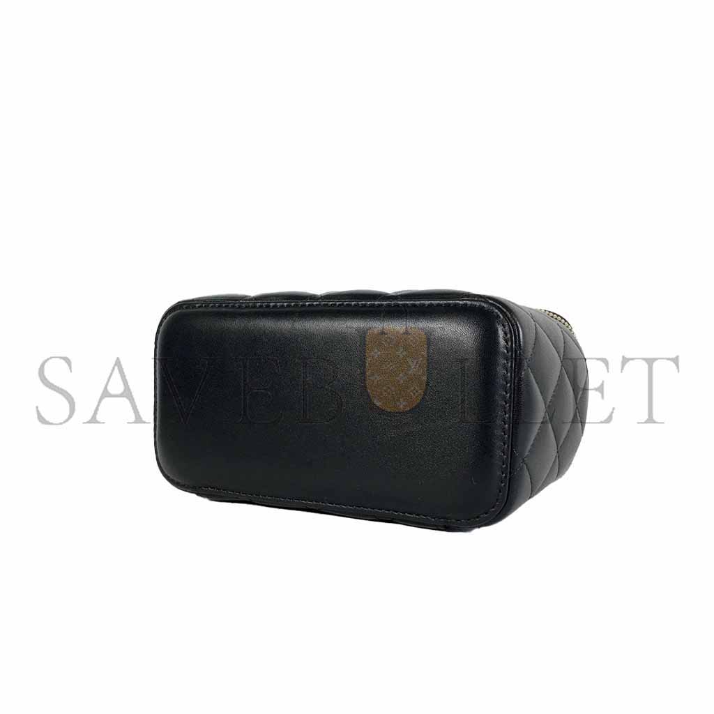 Ch*el pearl crush vanity on chain ap2303 (17*9.5*8cm)